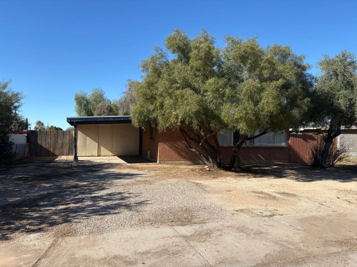 House for rent at 3312 S Kolb Rd, Tucson, AZ 85730