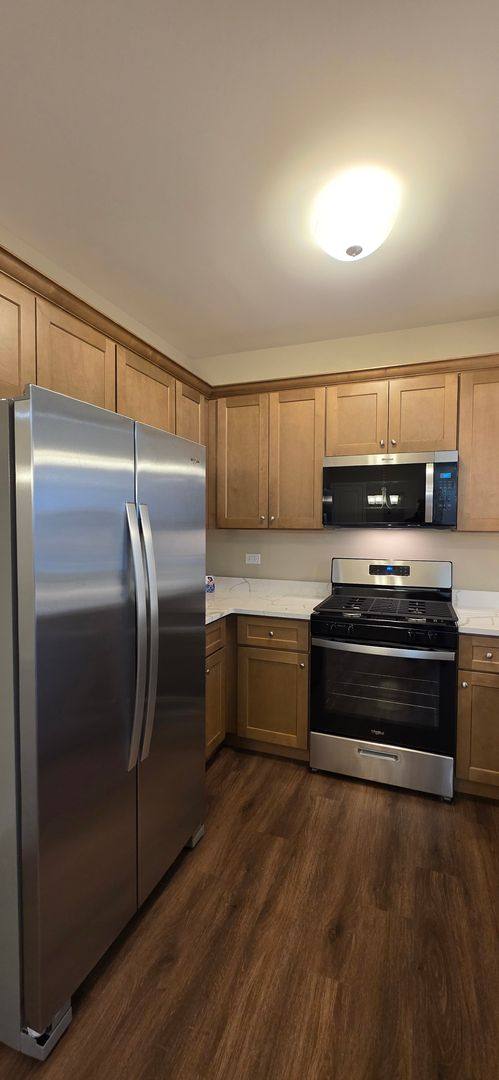 Apartment for rent at 372 Timber Pointe Dr, Joliet, IL 60431