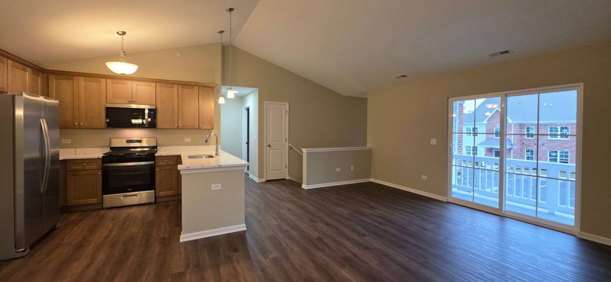 Apartment for rent at 376 Timber Pointe Dr, Joliet, IL 60431