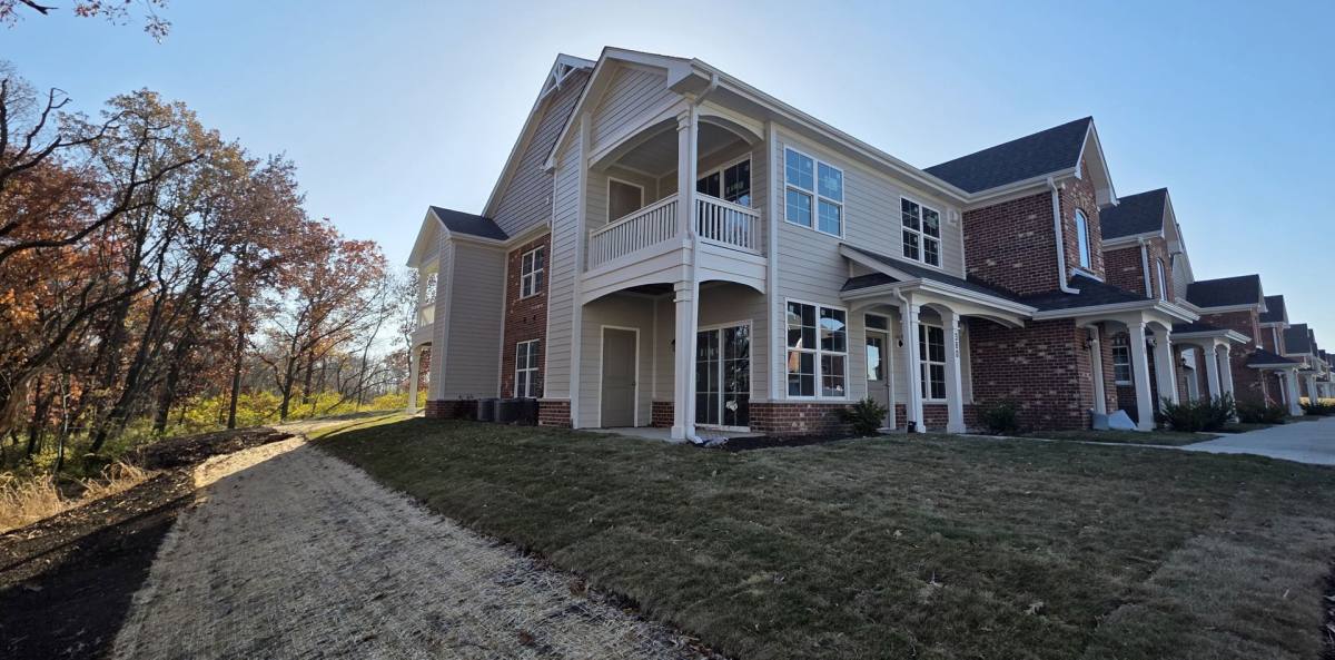 Apartment for rent at 384 Timber Pointe Dr, Joliet, IL 60431