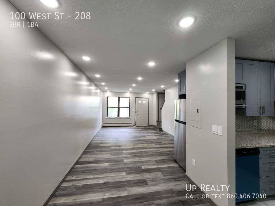 Townhouse for rent at 100 W St #208, Vernon Rockville, CT 06066