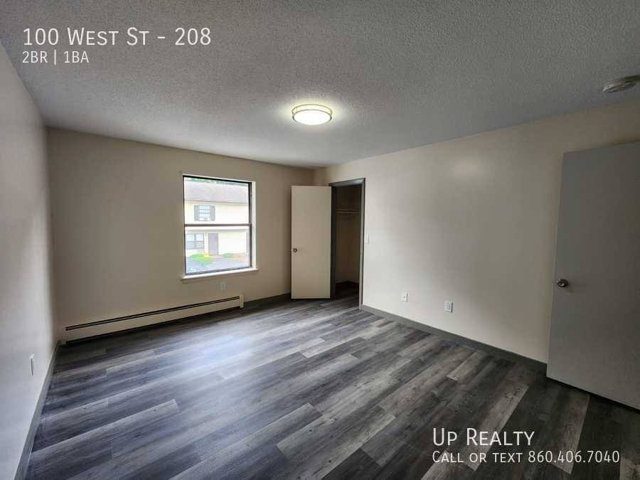 Townhouse for rent at 100 W St #208, Vernon Rockville, CT 06066