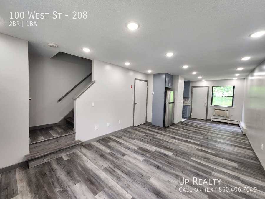 Townhouse for rent at 100 W St #208, Vernon Rockville, CT 06066