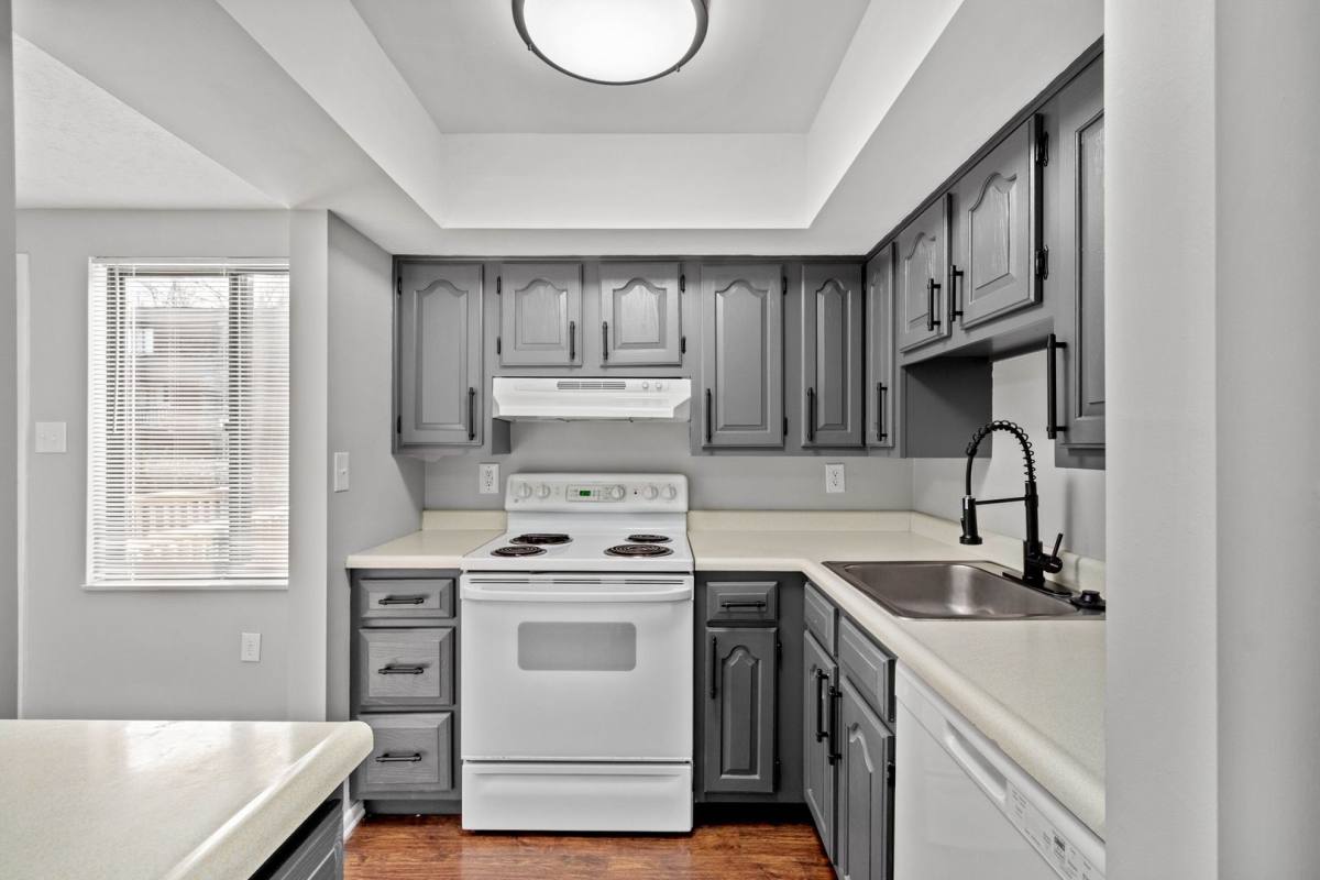 Apartment for rent at 101-404 Cedar Hill Dr, Canonsburg, PA 15317