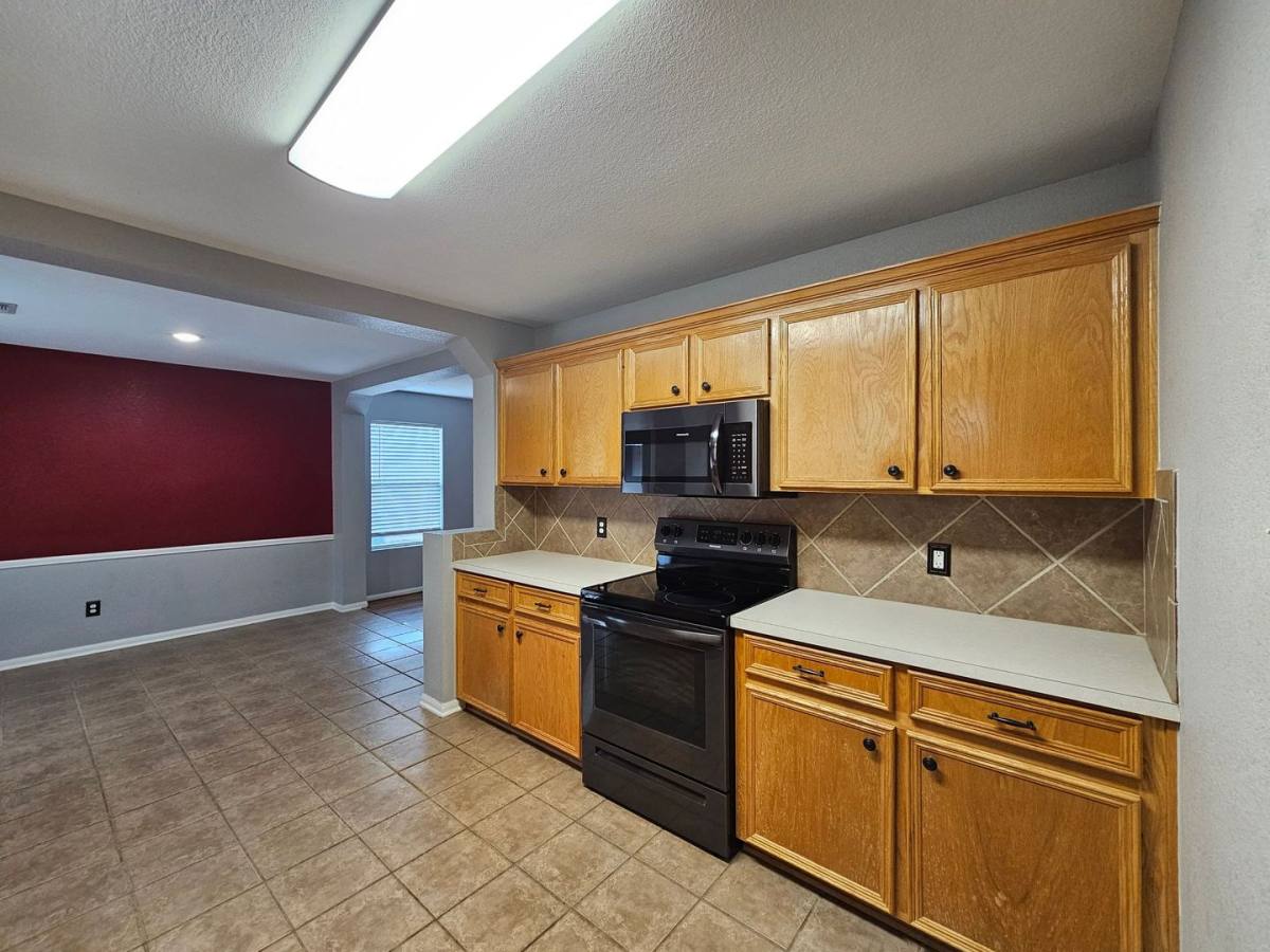 House for rent at 5704 Schneider Dr, Killeen, TX 76542