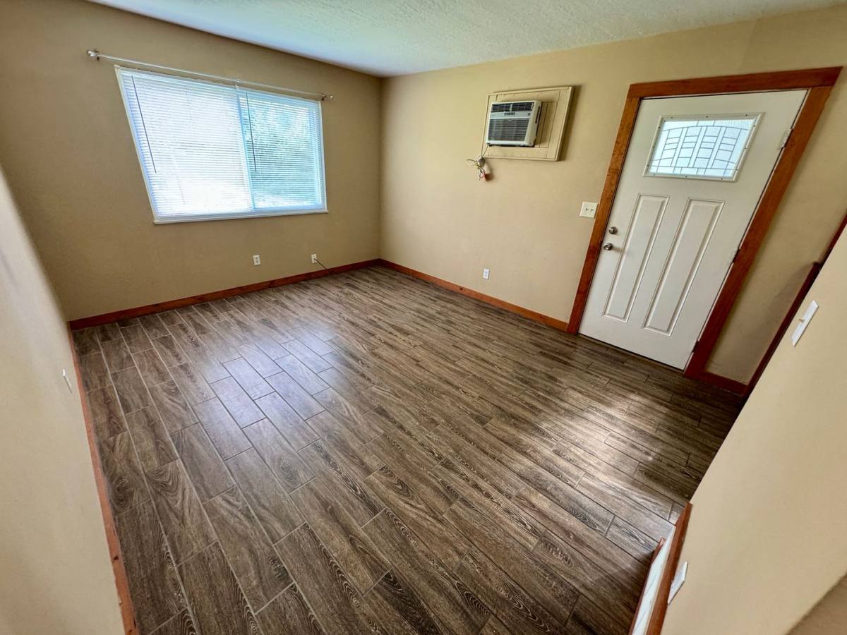 Apartment for rent at 453-455 E 16th Ave, Columbus, OH 43201