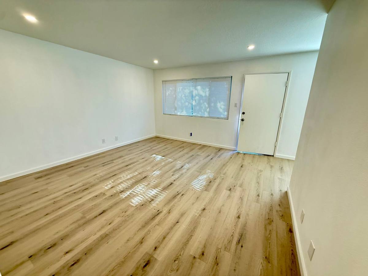 Apartment for rent at 540 Coombs St, Napa, CA 94559