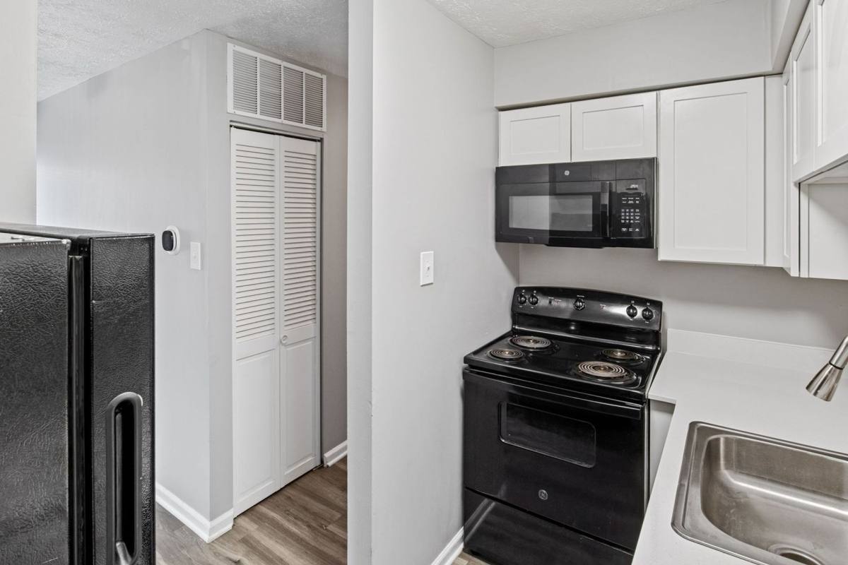 Apartment for rent at 316 W Washington St, Lebanon, IN 46052
