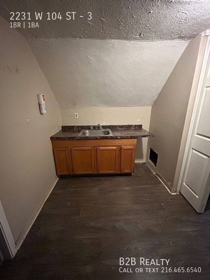 Apartment for rent at 2231 W 104 St #3, Cleveland, OH 44102