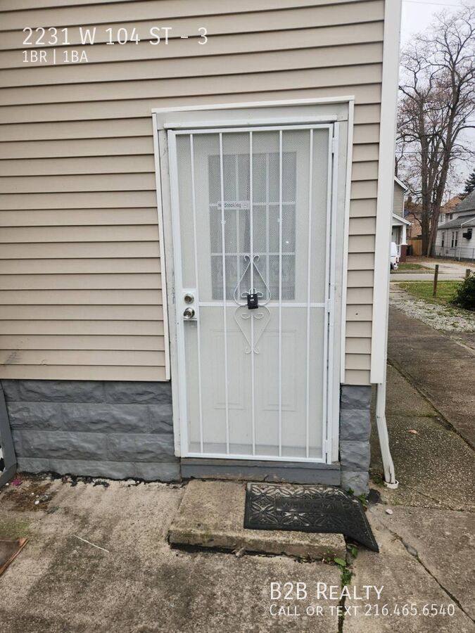 Apartment for rent at 2231 W 104 St #3, Cleveland, OH 44102