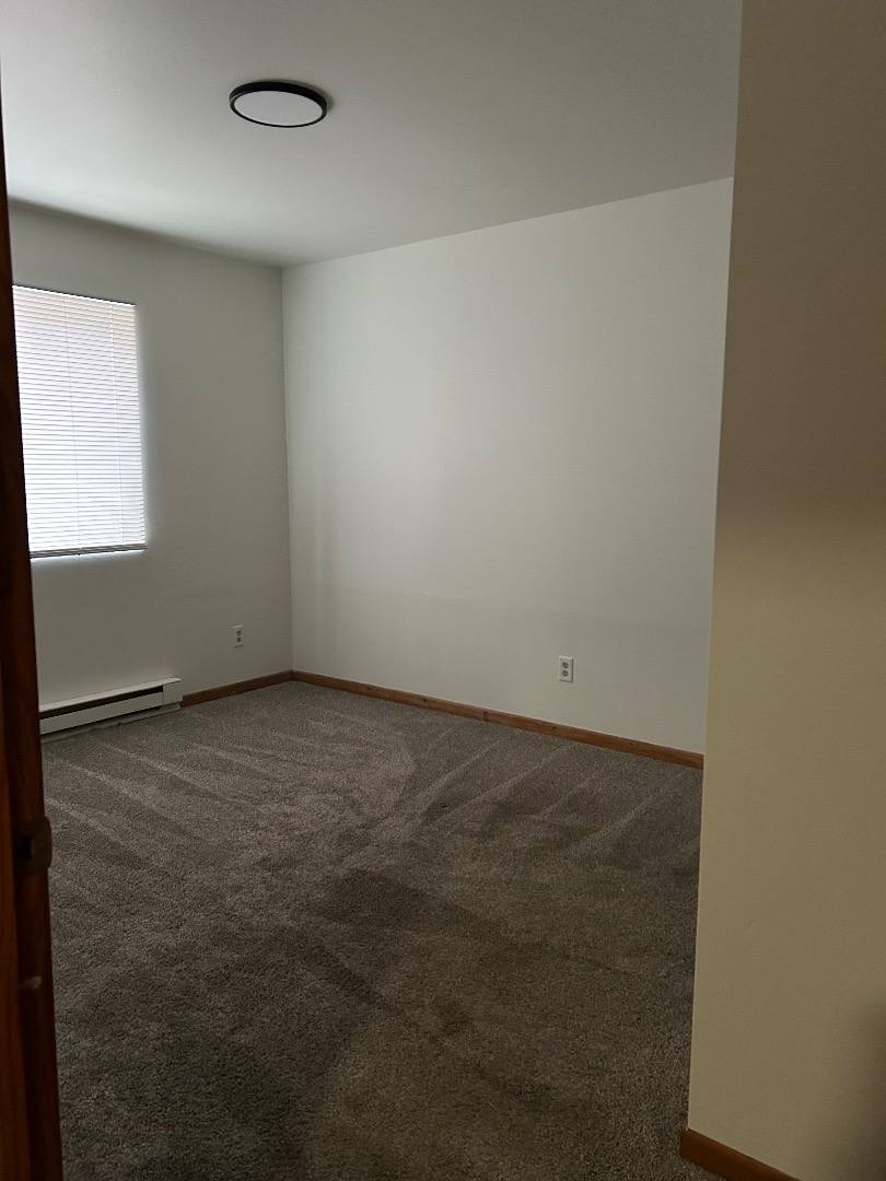 Apartment for rent at 800 State St #1, Guthrie Center, IA 50115