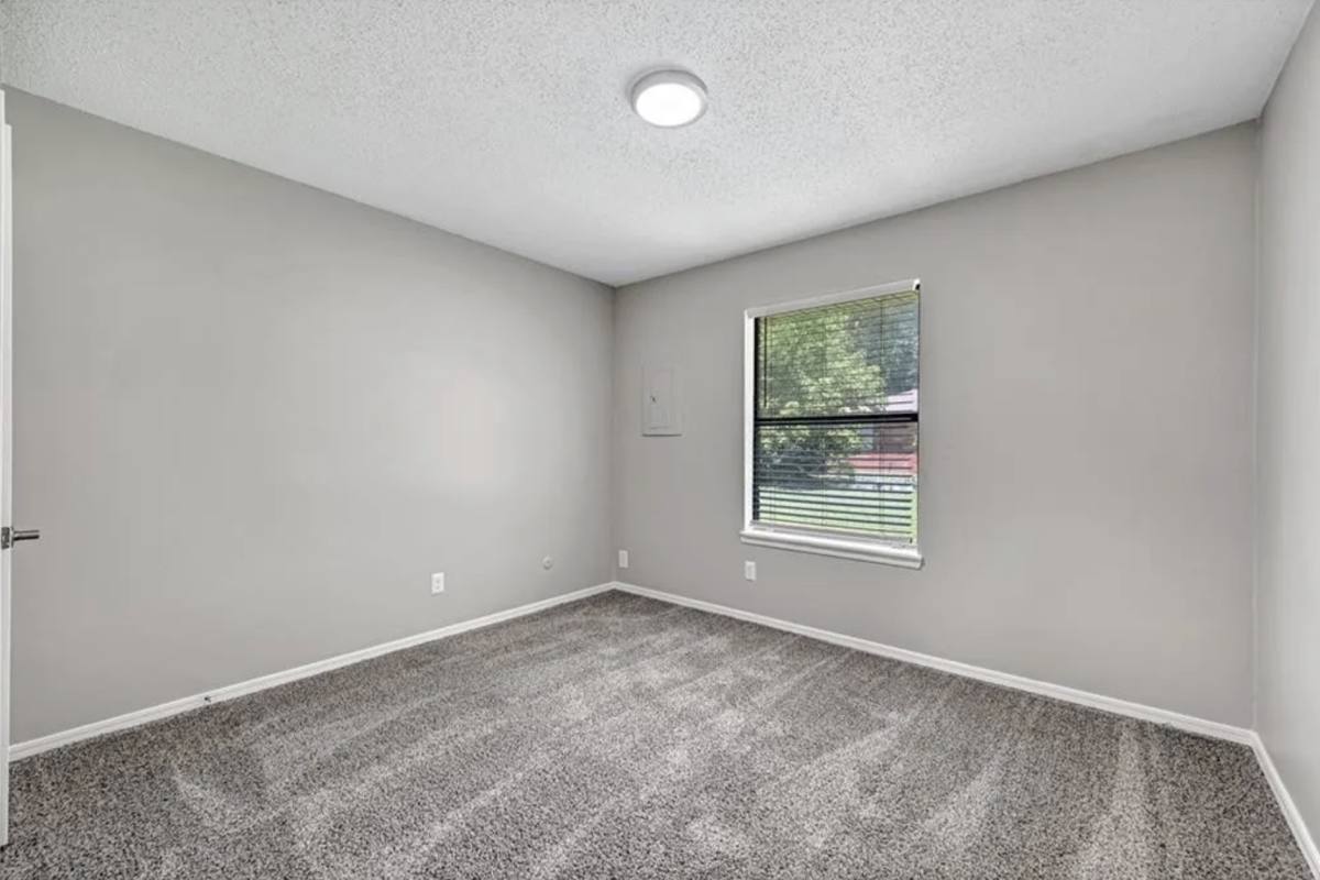 Townhouse for rent at 2734 N Arroyo Ave, Fayetteville, AR 72703