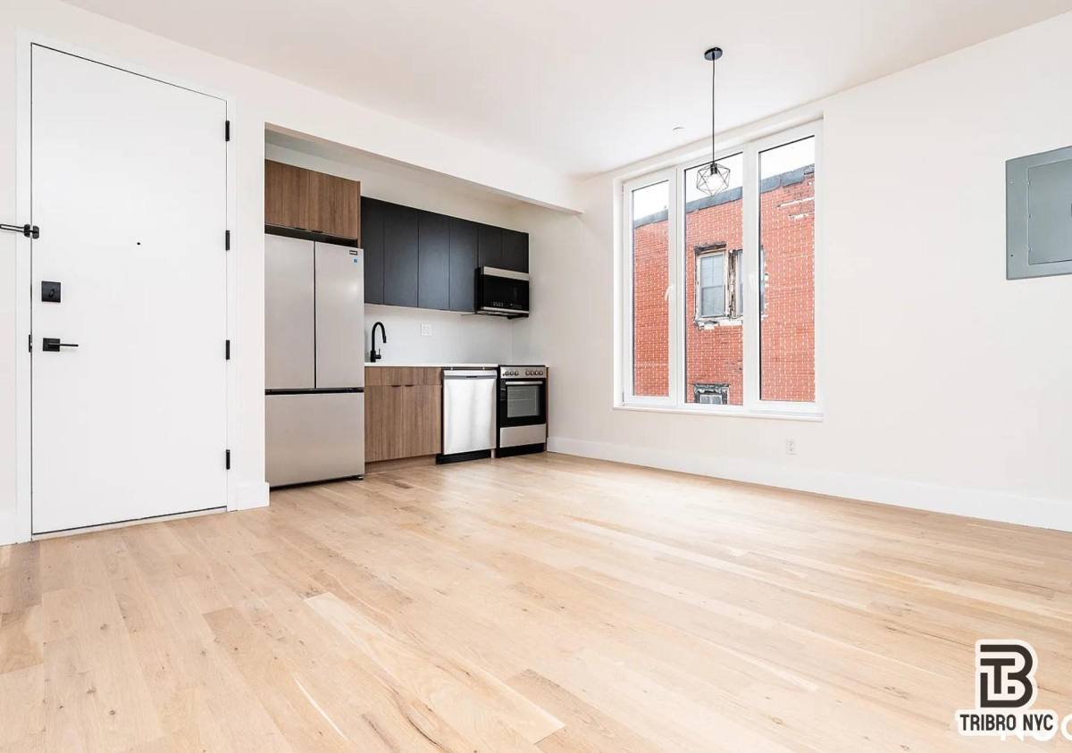 Apartment for rent at 96 Moore St #3B, Brooklyn, NY 11206