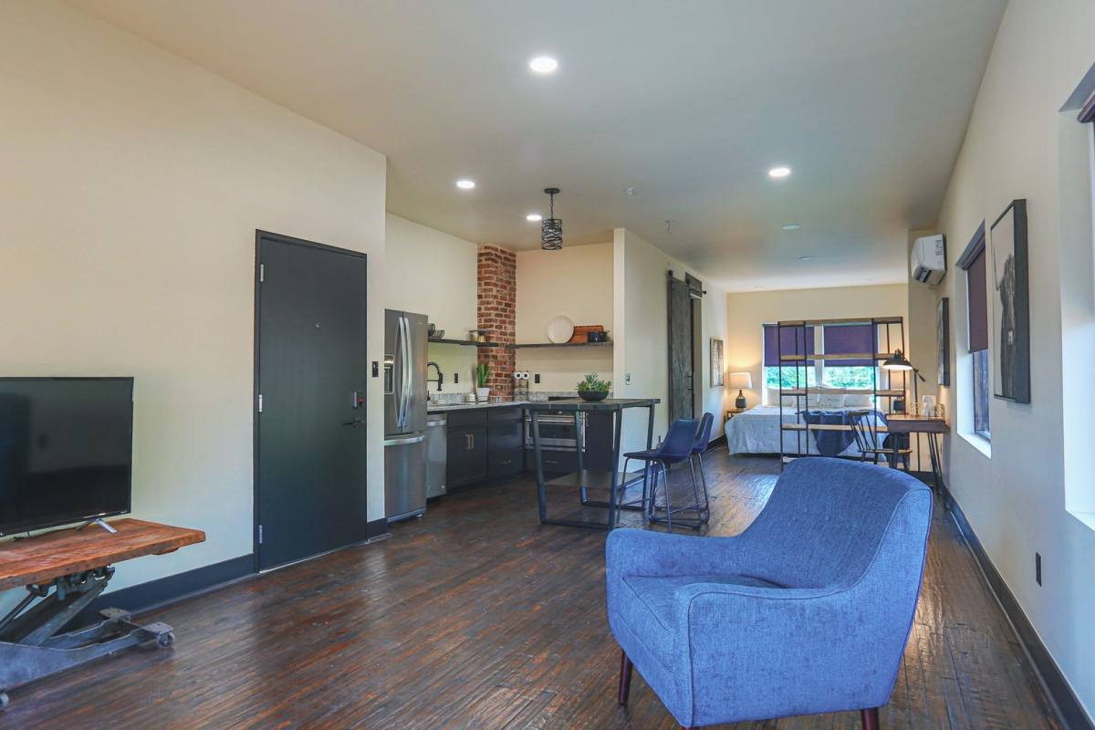 Apartment for rent at 116-120 E 21st St, Tulsa, OK 74114