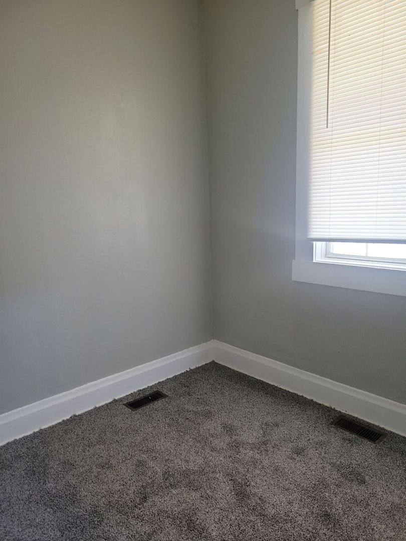 House for rent at 114 E 9th St, Muncie, IN 47302