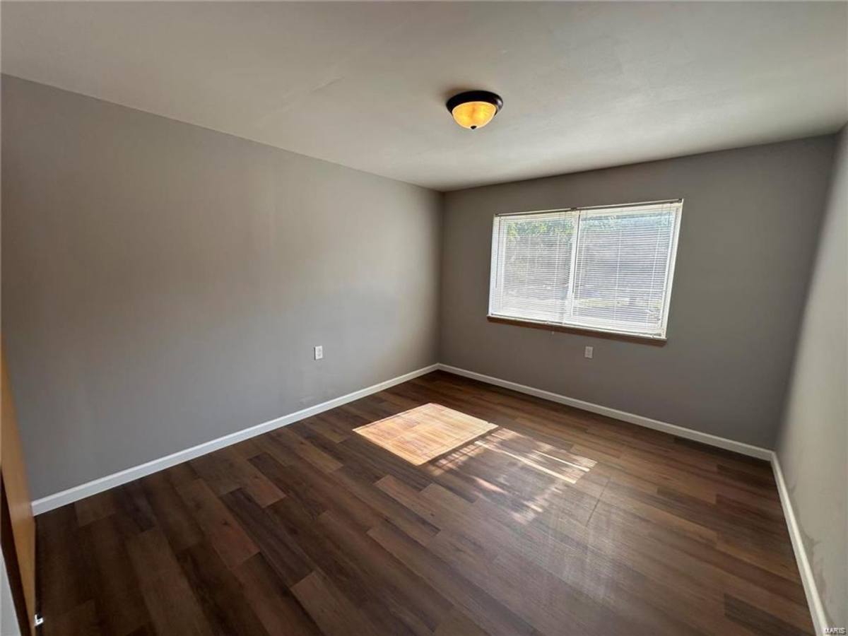 Apartment for rent at 14 Bruce, Florissant, MO 63031