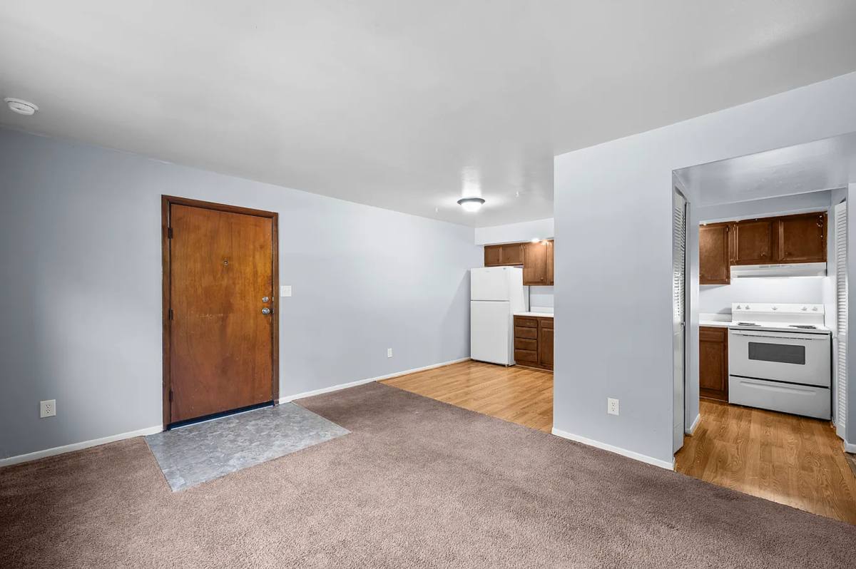 Apartment for rent at 1251 Kinyon St, South Bend, IN 46616
