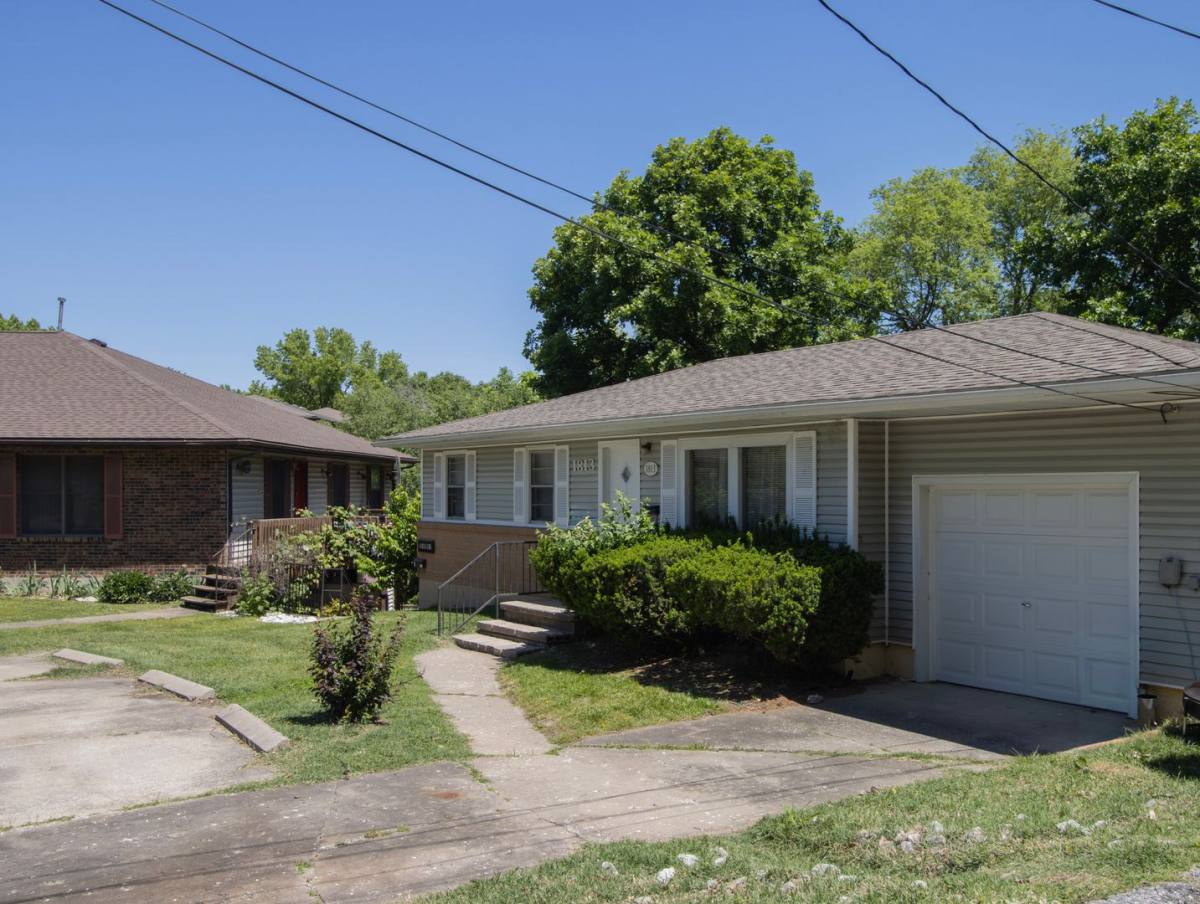 Apartment for rent at 1813 Sunrise Dr, Columbia, MO 65201