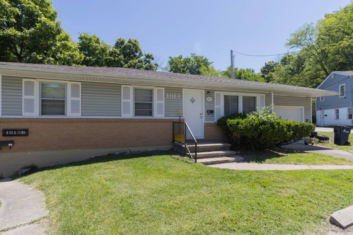 Apartment for rent at 1813 Sunrise Dr, Columbia, MO 65201