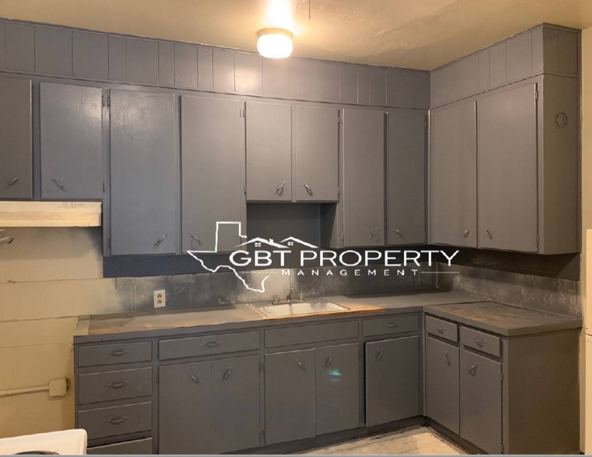 Apartment for rent at 113 S Reagan, Hamilton, TX 76531