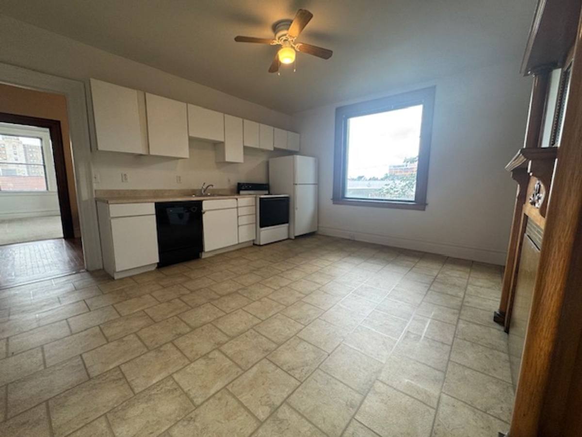 Apartment for rent at 4821 Centre Ave, Pittsburgh, PA 15213