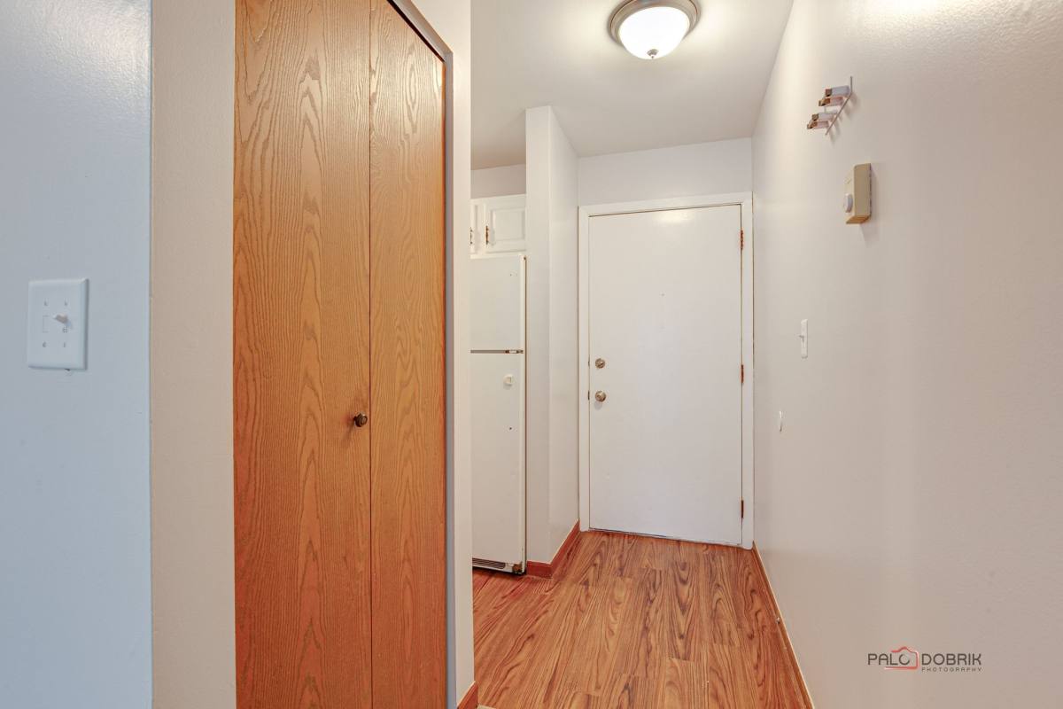 Apartment for rent at 145 & 185 Glen St, Grayslake, IL 60030