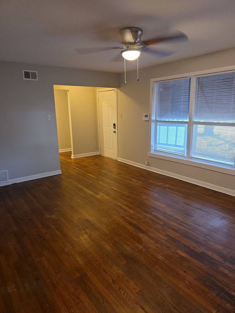 House for rent at 1811 W College St, Sherman, TX 75092