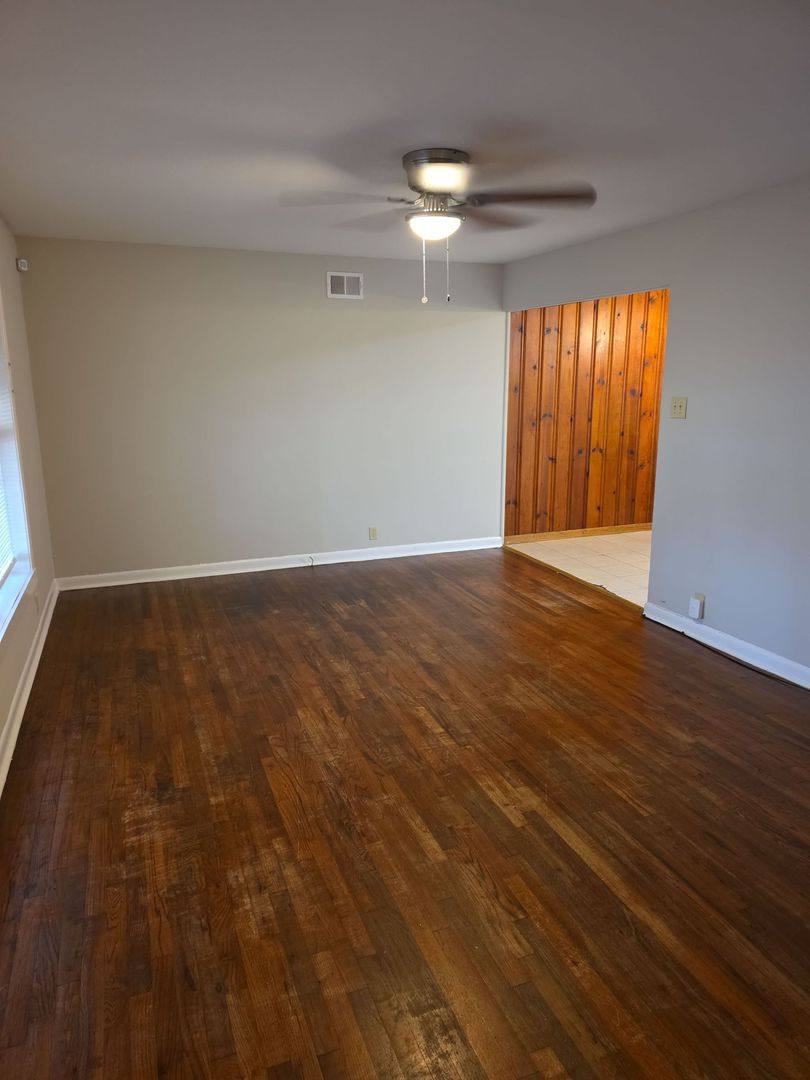 House for rent at 1811 W College St, Sherman, TX 75092
