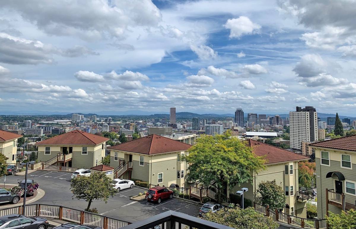 Condo for rent at 424 NW Uptown Terrace, Portland, OR 97210