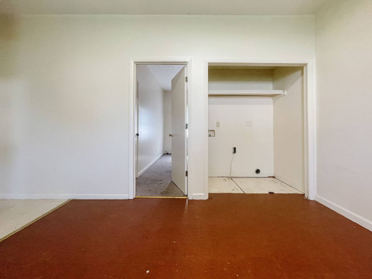 House for rent at 509 W 8th St, Muncie, IN 47302