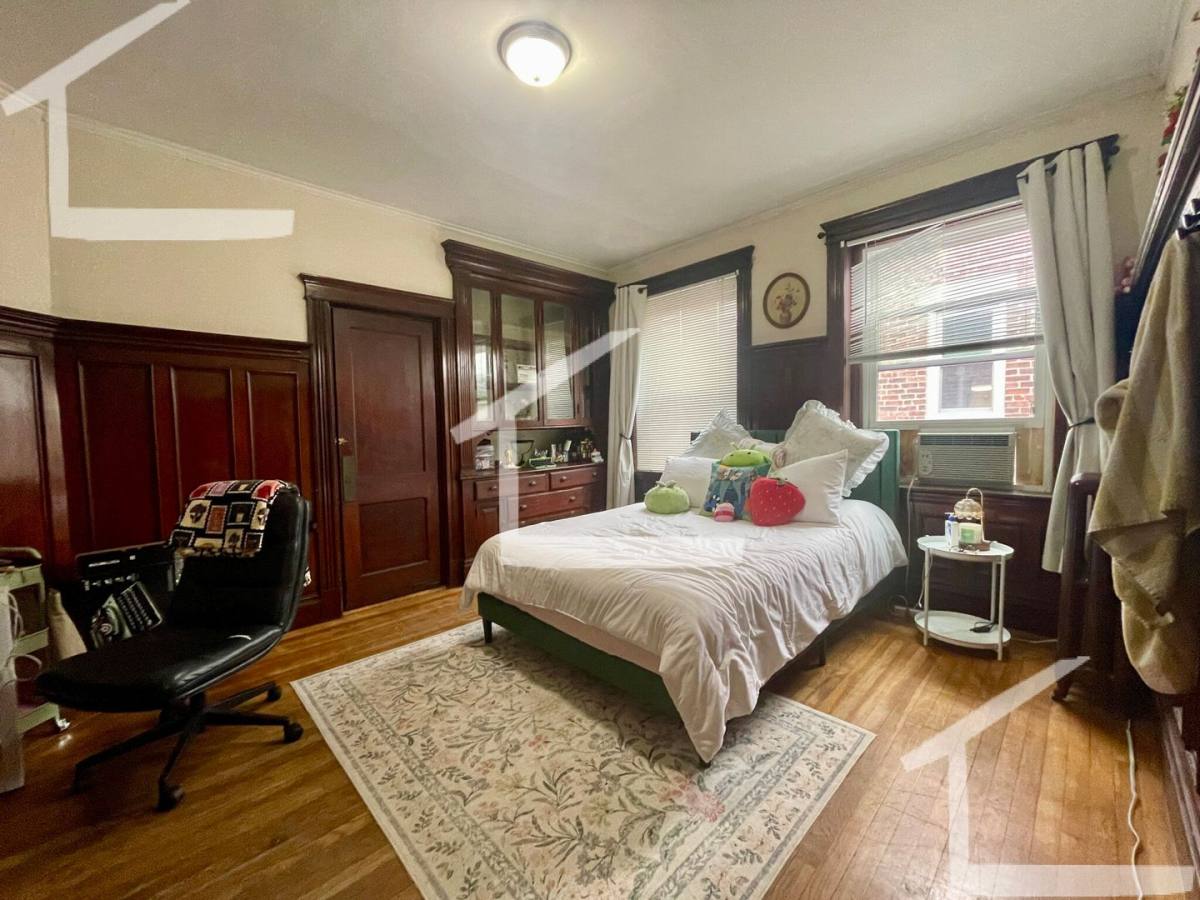 Apartment for rent at 13 Euston St #3, Brookline, MA 02446