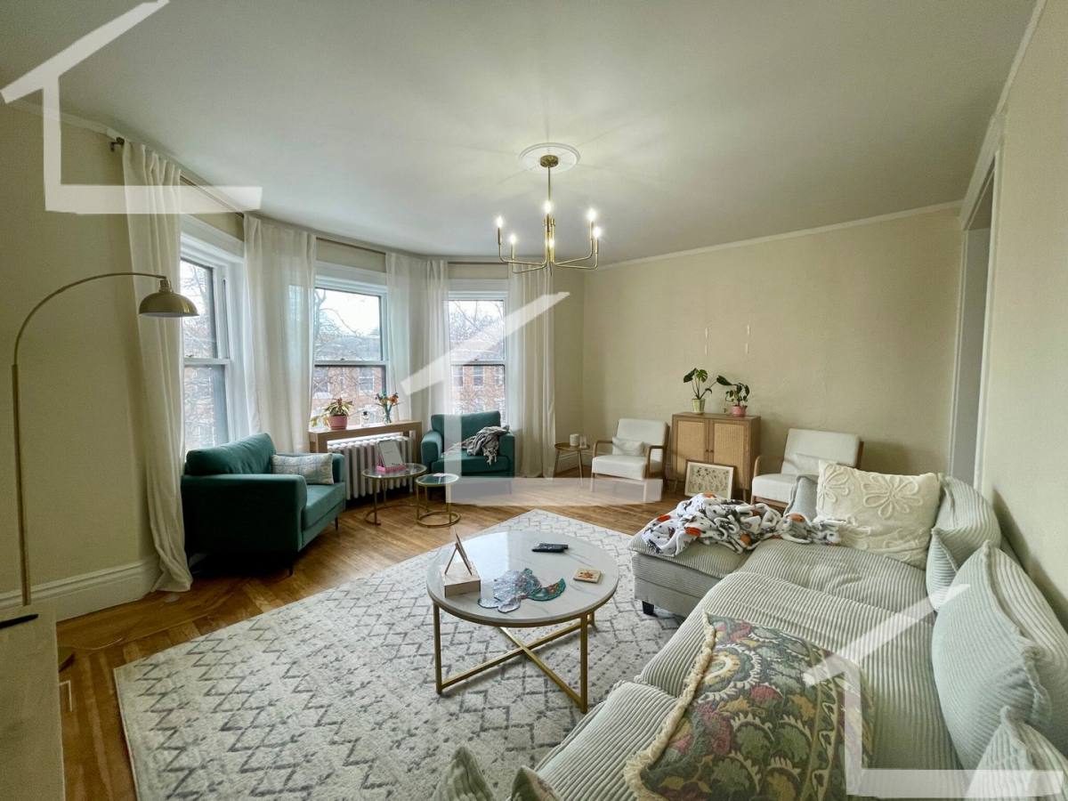Apartment for rent at 13 Euston St #3, Brookline, MA 02446