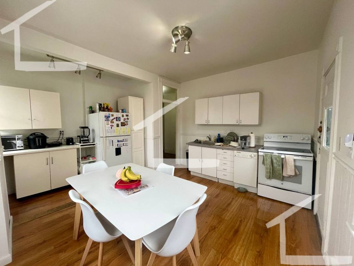 Apartment for rent at 13 Euston St #3, Brookline, MA 02446