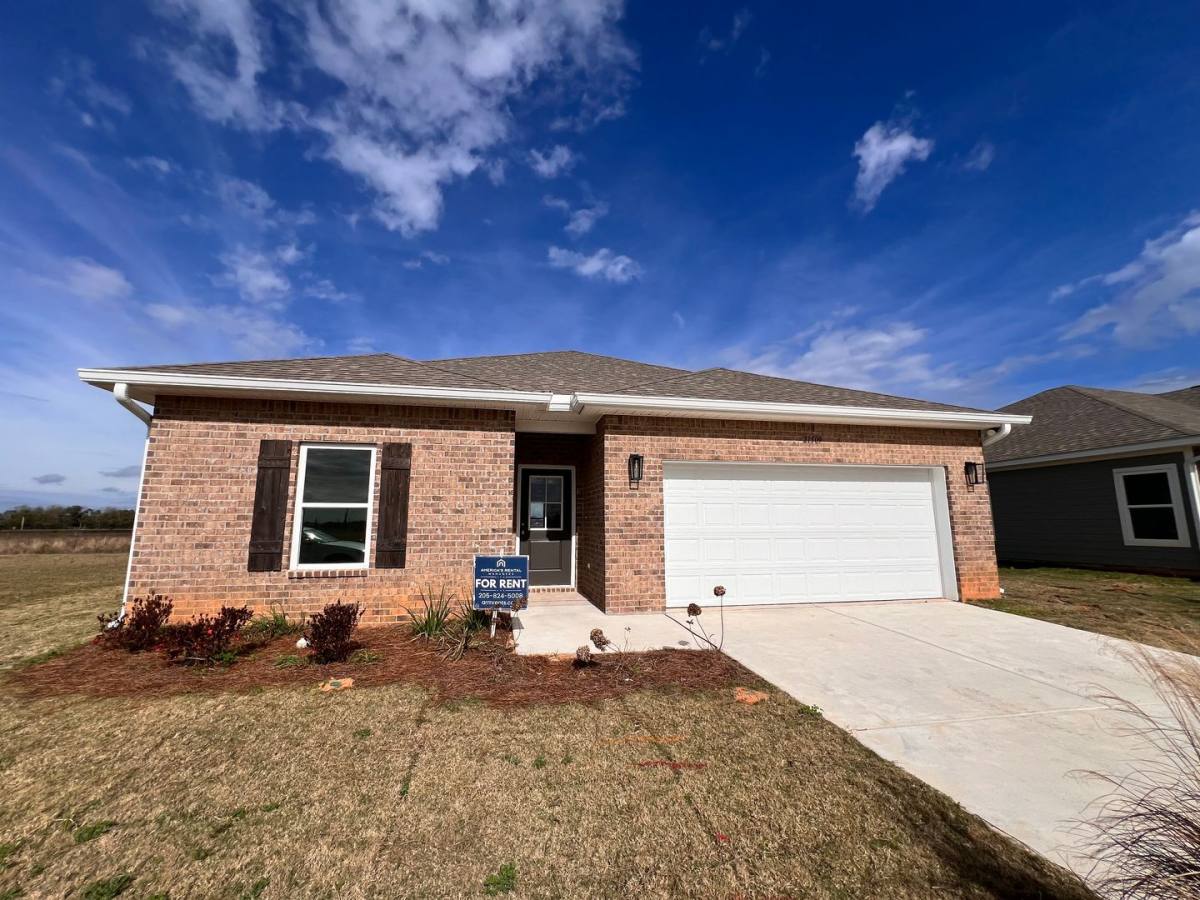 House for rent at 21509 Tawny Loop, Robertsdale, AL 36567