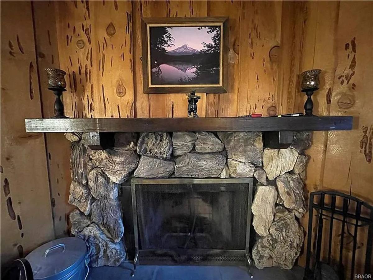 House for rent at 507 Elysian Blvd, Big Bear City, CA 92314