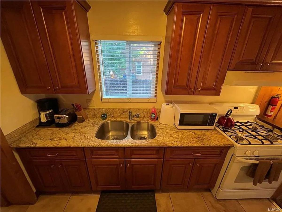 House for rent at 507 Elysian Blvd, Big Bear City, CA 92314