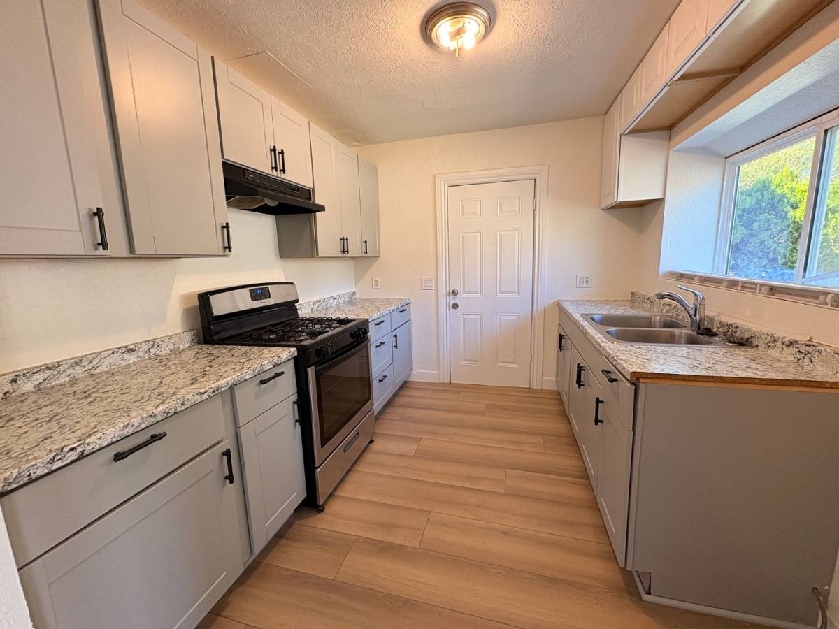 House for rent at 15635 Curtis Ave, Fontana, CA 92336