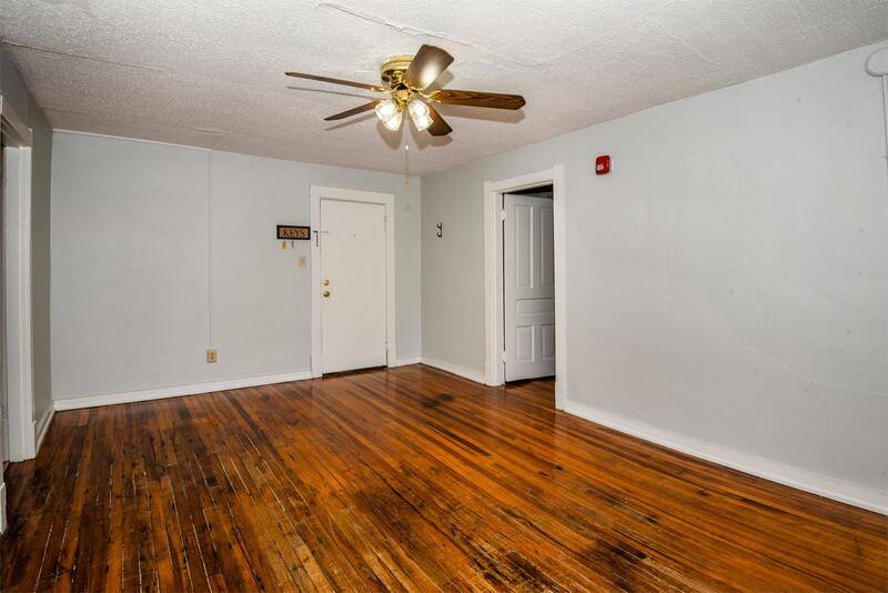 Apartment for rent at 706 Chickamauga Ave #11, Knoxville, TN 37917