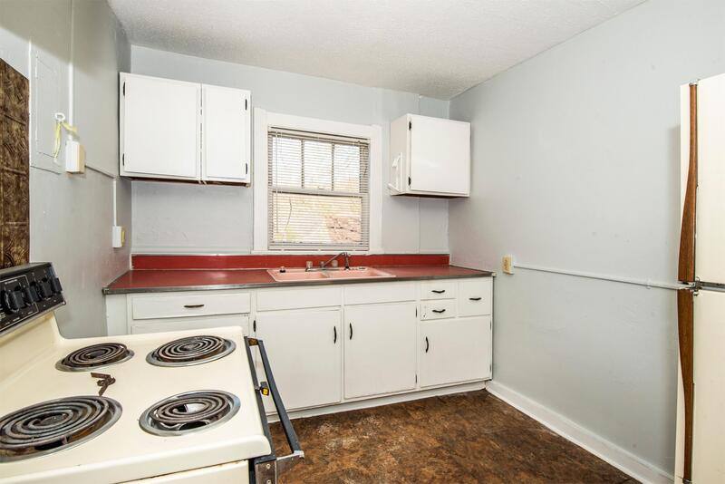 Apartment for rent at 706 Chickamauga Ave #11, Knoxville, TN 37917