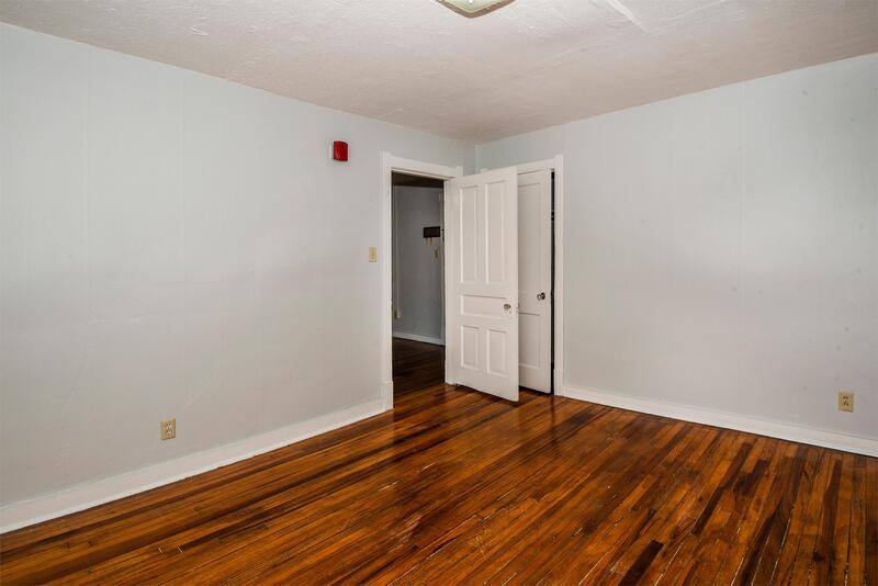 Apartment for rent at 706 Chickamauga Ave #11, Knoxville, TN 37917