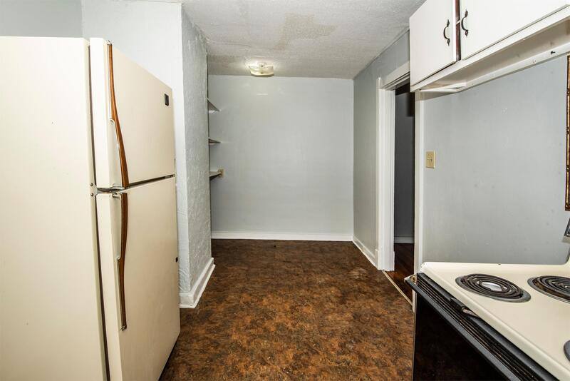 Apartment for rent at 706 Chickamauga Ave #11, Knoxville, TN 37917