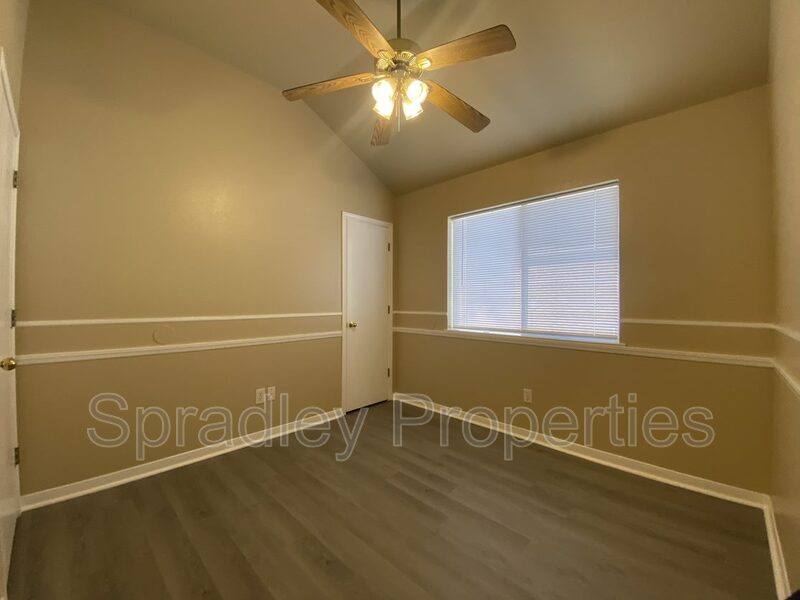 House for rent at 217 Meadowbrook Dr, Temple, TX 76502