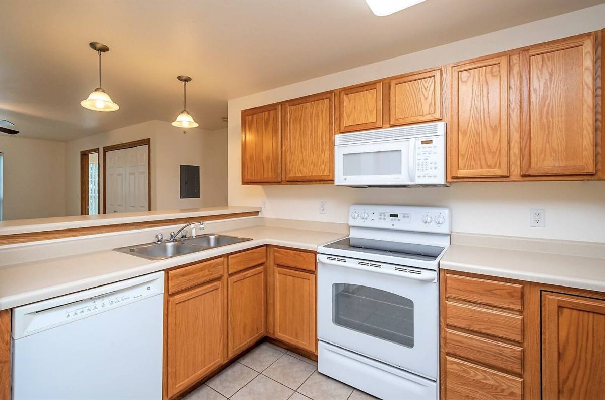 Condo for rent at 12 N Dodge St, Iowa City, IA 52245