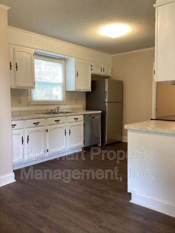House for rent at 760 Goudlock Rd, Rock Hill, SC 29732