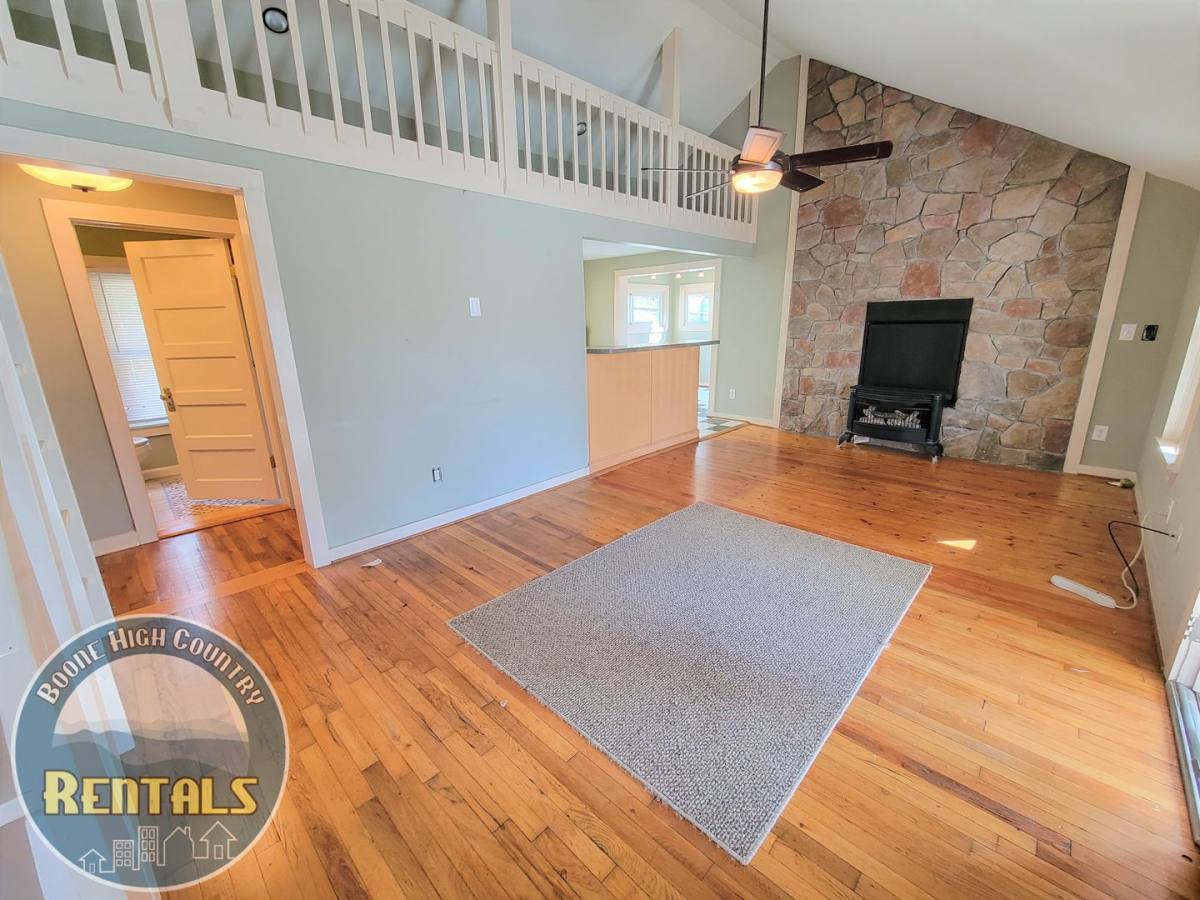 House for rent at 144 Azalea Way, Banner Elk, NC 28604