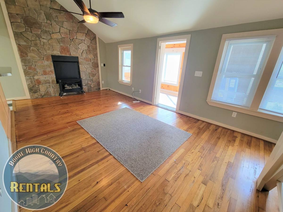 House for rent at 144 Azalea Way, Banner Elk, NC 28604