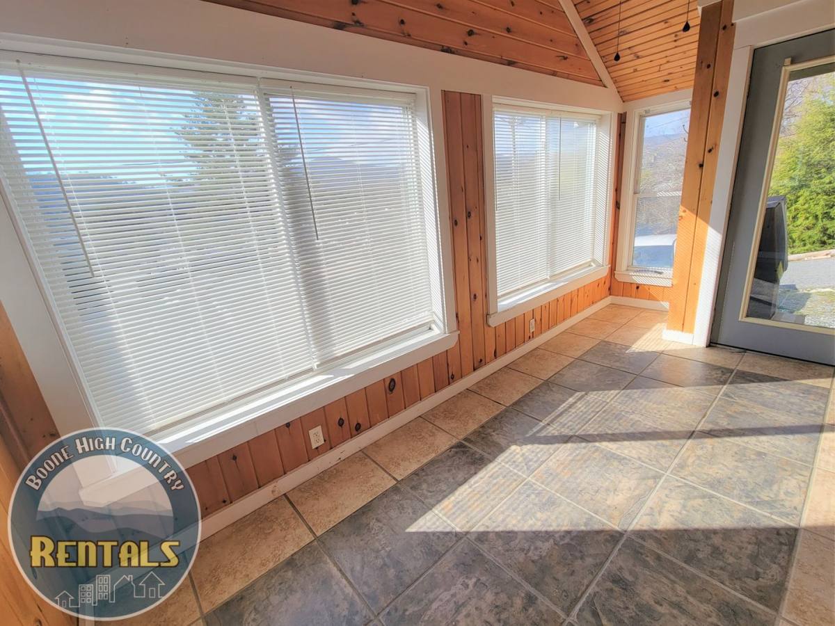 House for rent at 144 Azalea Way, Banner Elk, NC 28604