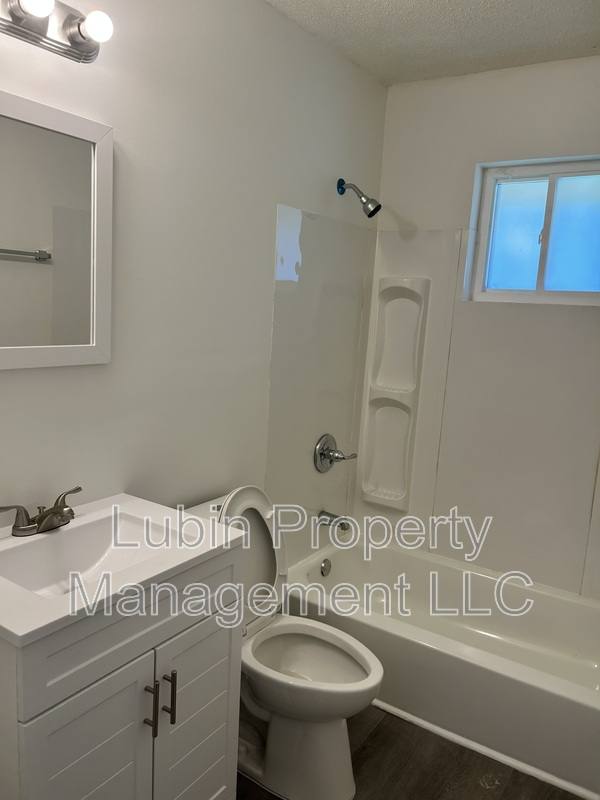 Apartment for rent at 1699 Pendleton St #1, Memphis, TN 38114