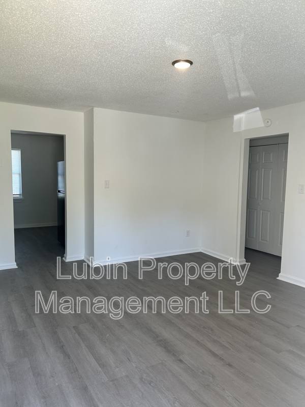Apartment for rent at 1699 Pendleton St #1, Memphis, TN 38114