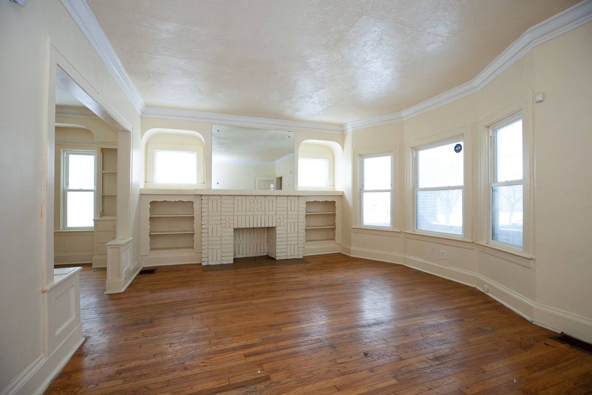 Apartment for rent at 3331 E 140th, Cleveland, OH 44120